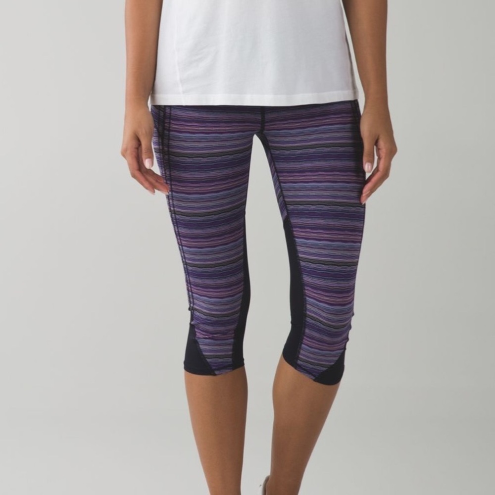 Lululemon Purple Vent It Out Crop Leggings